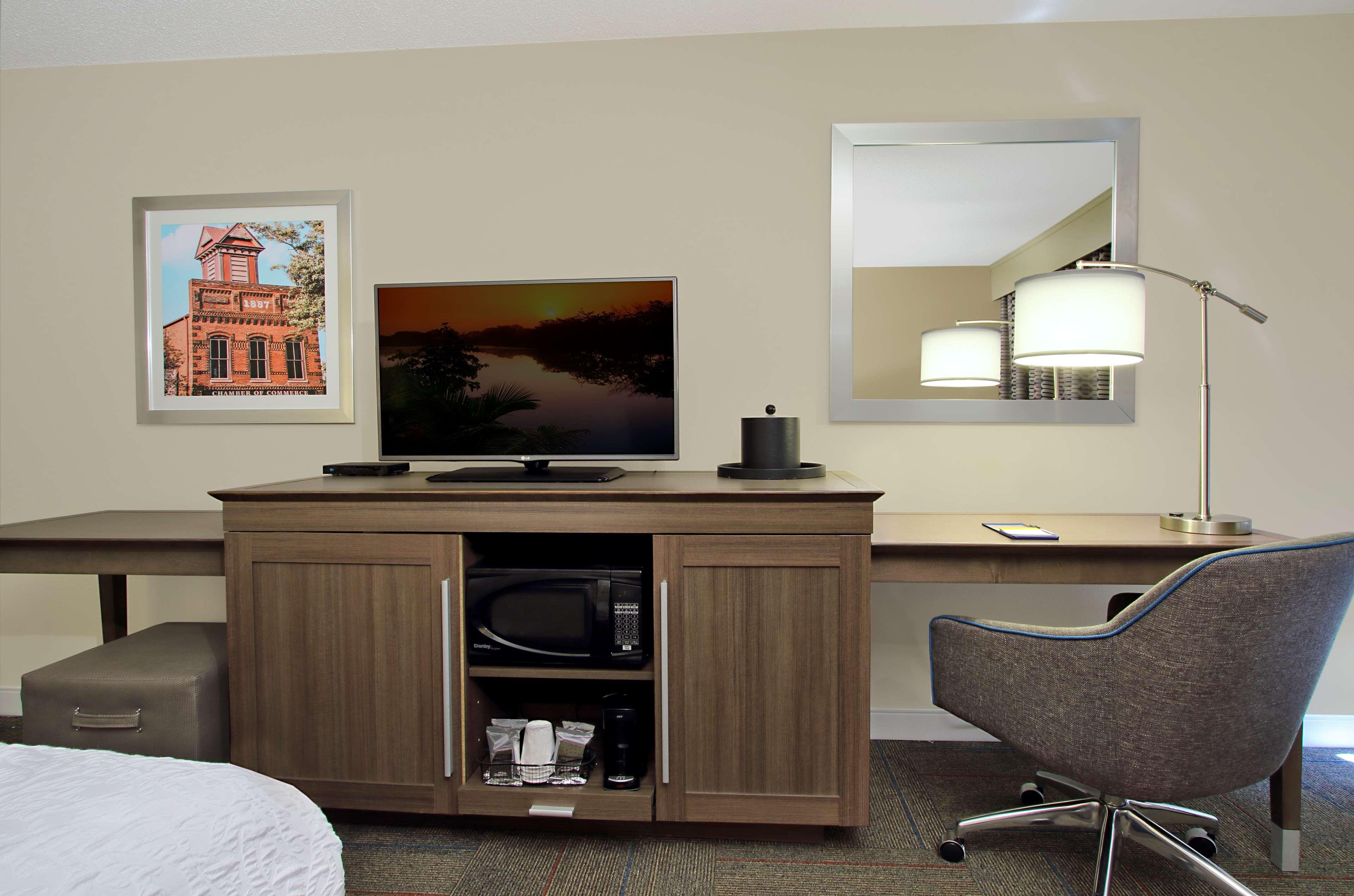 Hampton Inn Madison Ngoại thất bức ảnh