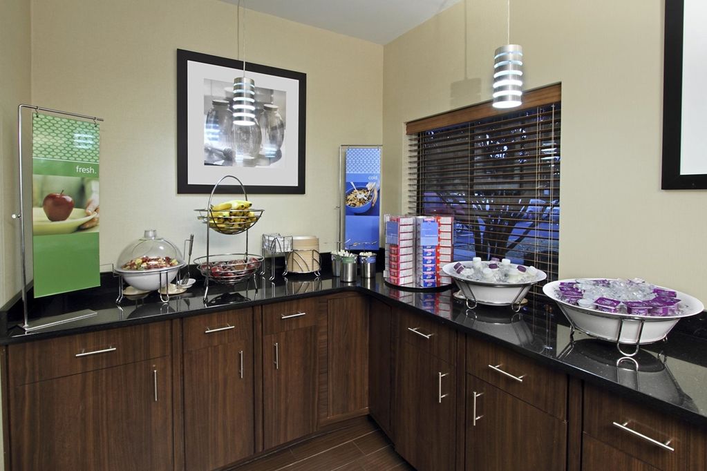 Hampton Inn Madison Nhà hàng bức ảnh
