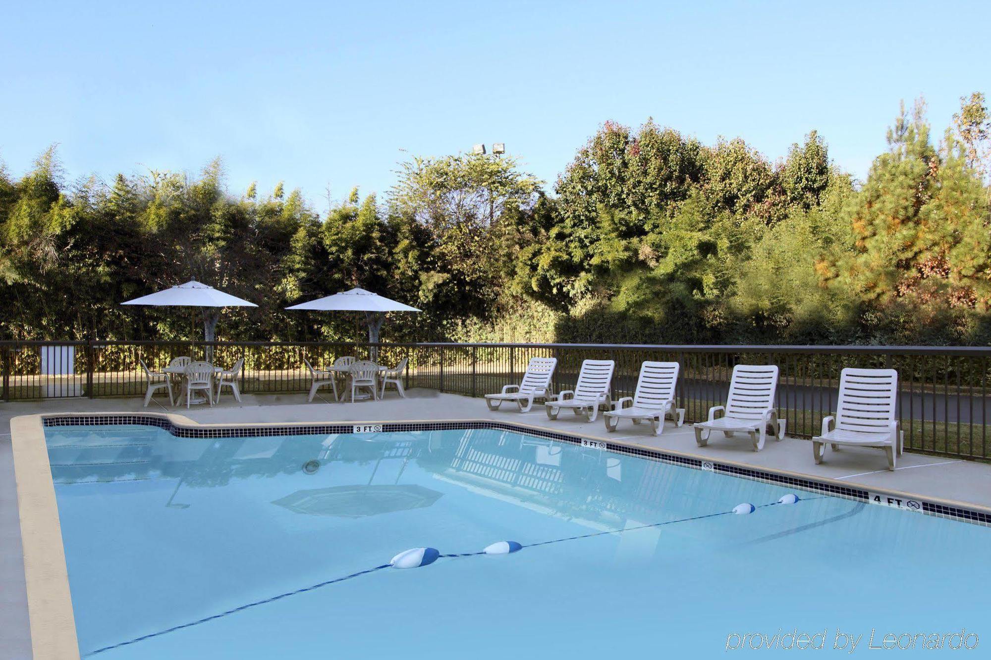 Hampton Inn Madison Ngoại thất bức ảnh